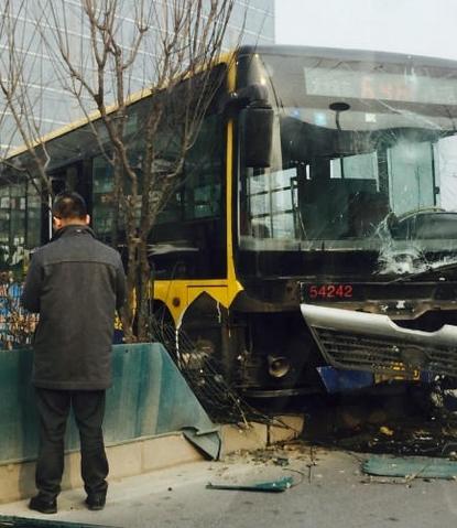 北京公交车事件的相关图片